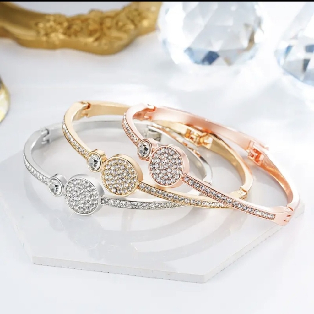 Bangle - Picture 2 of 5
